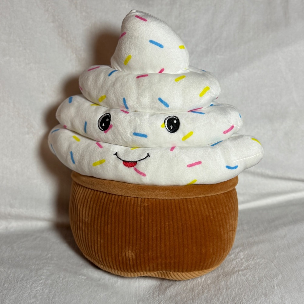 Hug&Luv Cute Happy Face Cupcake 12" Cuddly Plush with Sprinkles, Soft Decor